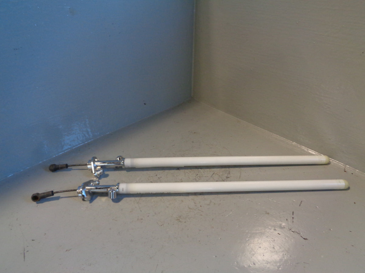 Range Rover L405 Lower Tailgate Boot Stays Retractable Pair CPLA-402A07-AC