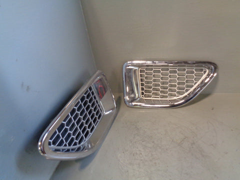 Range Rover Sport Wing Vents Pair Metal Chrome L320 LR006305 LR006306