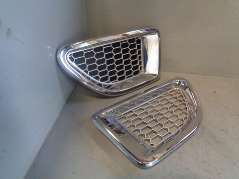 Range Rover Sport Wing Vents Pair Metal Chrome L320 LR006305 LR006306