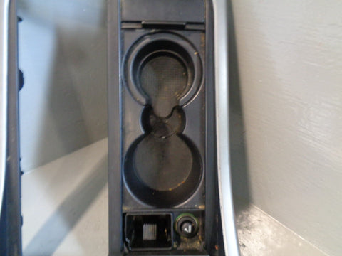 Range Rover Sport Centre Console Trim Surround Silver Cup Holders 2005 to 2009