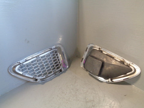 Range Rover Sport Wing Vents Pair Metal Chrome L320 LR006305 LR006306