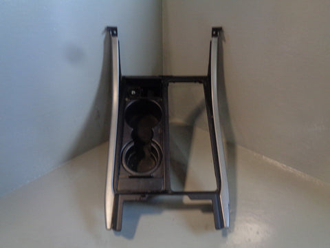 Range Rover Sport Centre Console Trim Surround Silver Cup Holders 2005 to 2009