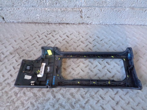 Range Rover L405 Sat Nav Screen Surround Trim in Ebony Black 2013 to 2017