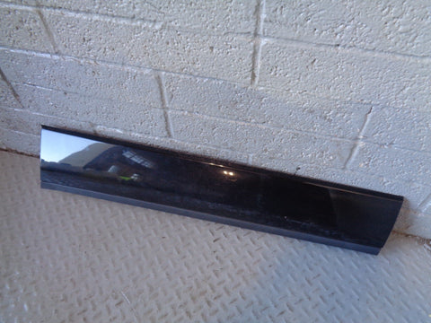 Range Rover Evoque Door Moulding Trim Off Side Front Santorini 2011 to 2018