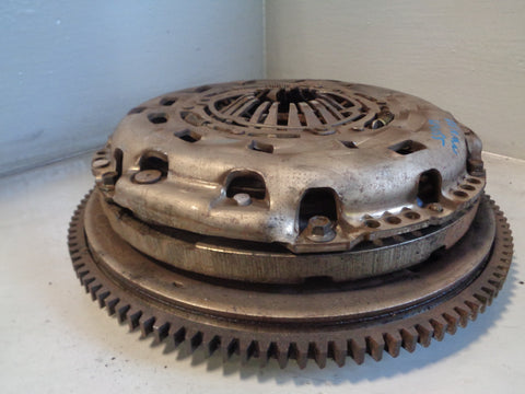 Discovery 3 Clutch Dual Mass Flywheel  2.7 TDV6 Land Rover 2004 to 2009 L19055