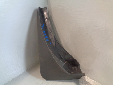 Range Rover L322 Mud Flap Near Side Front CAS000210PMA 2002 to 2010