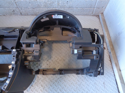 Freelander 2 Dashboard Airbag Black Sat Nav Land Rover 2006 to 2011 R06055