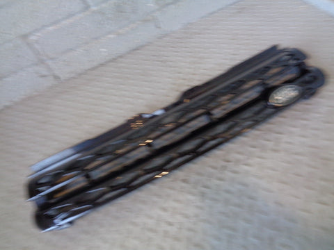 Range Rover Evoque Front Grille Dynamic Santorini Black 820 2011 to 2015