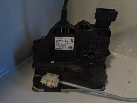 Corsa D Door Lock Actuator Solenoid Motor Near Side Front Vauxhall 2006 to 2014