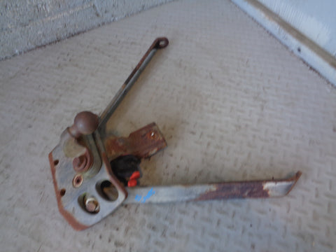 Discovery 3 Tow Bar Land Rover Fixed with Lock and Key 2004 to 2009 L19055