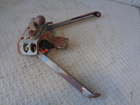 Discovery 3 Tow Bar Land Rover Fixed with Lock and Key 2004 to 2009 L19055