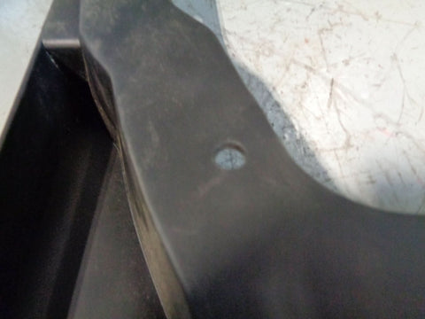 Freelander 2 Mud Flap Splash Guard Off Side Front Land Rover L359 Unused