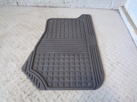 Discovery 3 Floor Mats Rubber Heavy Duty 2004 to 2009 Land Rover D22055