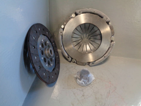 2.5 TD5 Clutch Plate and Cover Land Rover Discovery 2 Defender Valeo