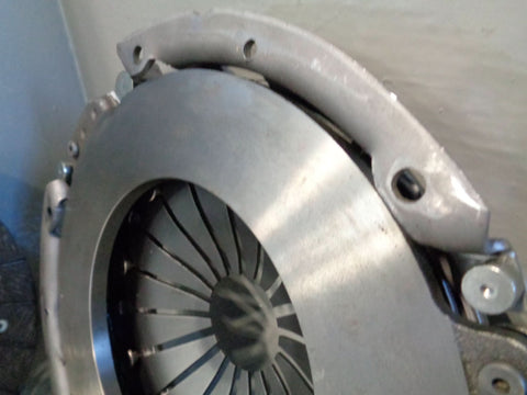 2.5 TD5 Clutch Plate and Cover Land Rover Discovery 2 Defender Valeo