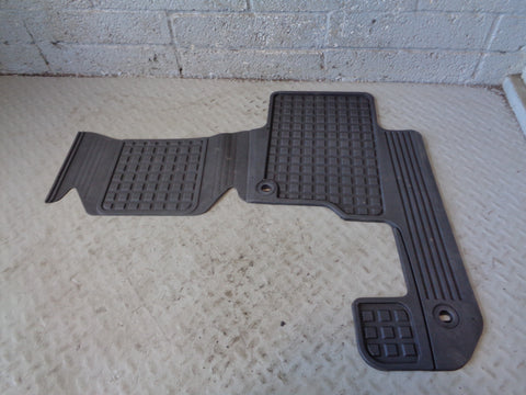 Discovery 3 Floor Mats Rubber Heavy Duty 2004 to 2009 Land Rover D22055