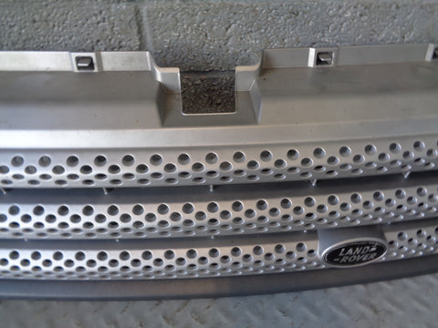 Range Rover Sport Front Grille Pre Facelift Silver Grey L320 2005 to 2009 L14045