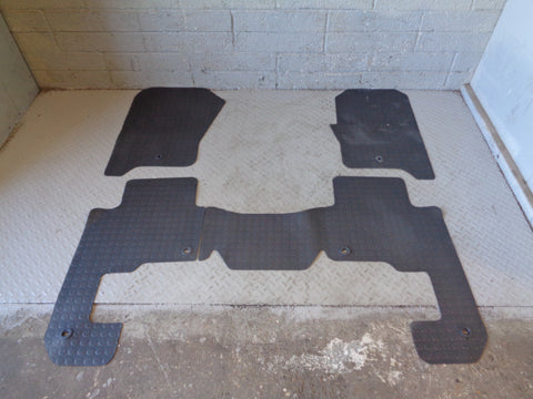 Discovery 3 Floor Mats Rubber  2004 to 2009 Land Rover Aftermarket R24045
