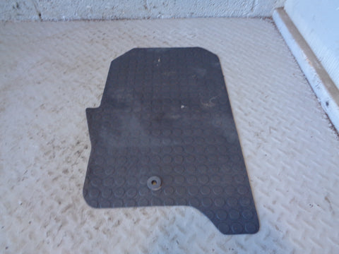 Discovery 3 Floor Mats Rubber  2004 to 2009 Land Rover Aftermarket R24045