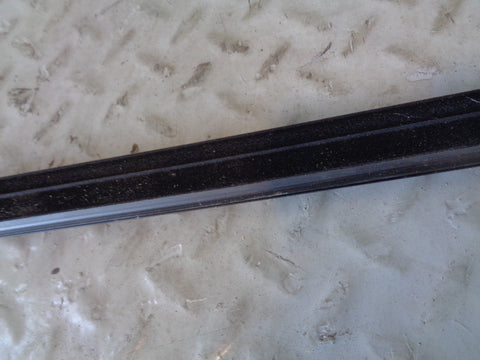 Range Rover Evoque Internal Window Seal Weather Strip Near Side Front 5 Door