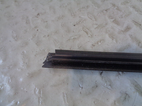Range Rover Evoque Internal Window Seal Weather Strip Near Side Front 5 Door