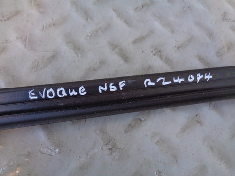 Range Rover Evoque Internal Window Seal Weather Strip Near Side Front 5 Door
