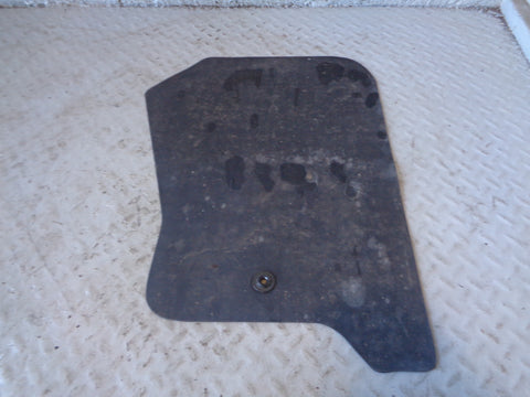 Discovery 3 Floor Mats Rubber  2004 to 2009 Land Rover Aftermarket R24045