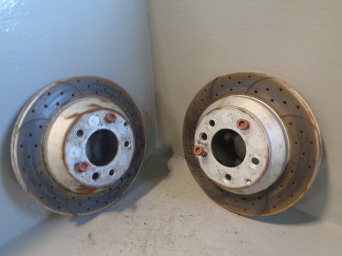 Porsche Cayenne 958 92A Brake Discs Rear Pair Vented and Drilled 2011 to 2018