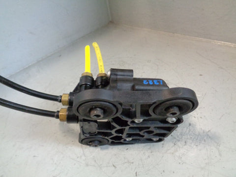 Range Rover L322 Cross Over Valve Rear Air Suspension 472 153 566 0 2002 to 2006