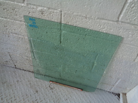 Discovery 2 Window Glass Off Side Rear Land Rover 1998 to 2004