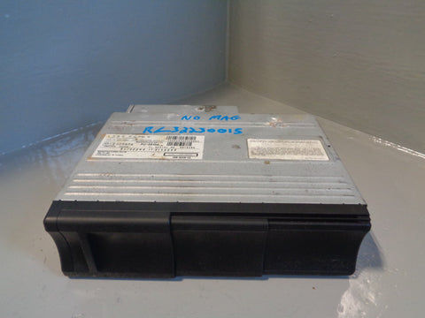Range Rover L322 CD Multi Changer XQE500202 6 Disc Clarion 2005 to 2010 R30015