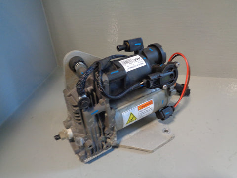Air Suspension Compressor AMK Discovery 3 4  Range Rover Sport Land Rover L29015