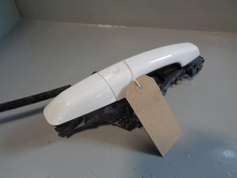 Range Rover Evoque Door Handle Exterior Near Side Front Fuji White L538