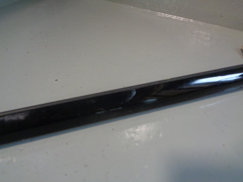 Range Rover Evoque External Window Seal Weather Strip Near Side Front 820 5 Door