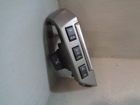 Steering Wheel Cruise Controls Discovery 3 Range Rover Sport XPD500850