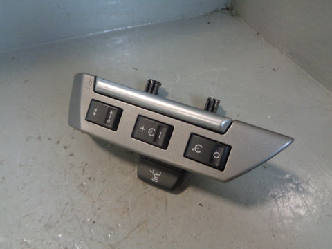 Steering Wheel Cruise Controls Discovery 3 Range Rover Sport XPD500850