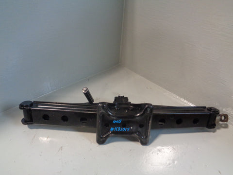Range Rover L405 Scissor Jack and Handle CPLA-17080-AD Land Rover 2013 to 2017