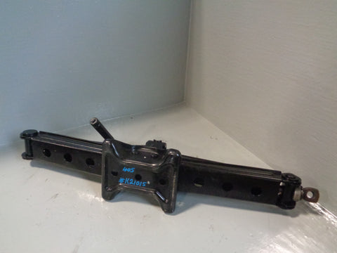 Range Rover L405 Scissor Jack and Handle CPLA-17080-AD Land Rover 2013 to 2017