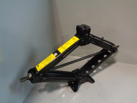 Range Rover L405 Scissor Jack and Handle CPLA-17080-AD Land Rover 2013 to 2017