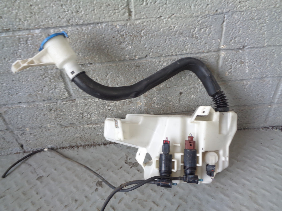 Range Rover Evoque Windscreen Washer Bottle Tank with 2 Pumps L538 2011 to 2015