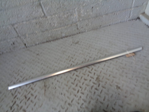Range Rover Evoque Window Seal Weather Strip Off Side Rear Door Silver L538