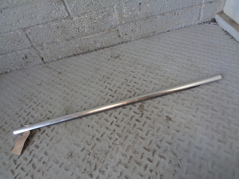 Range Rover Evoque Window Seal Weather Strip Near Side Rear Door Silver L538