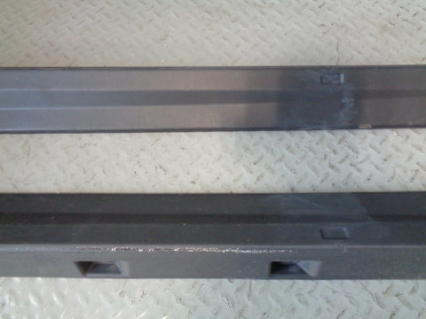 Freelander 2 Sill Cover Trims Pair Land Rover 2006 to 2011 Black Plastic R28064