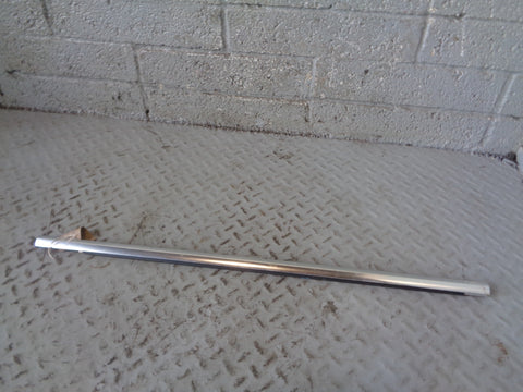 Range Rover Evoque Window Seal Weather Strip Off Side Front Door Silver L538
