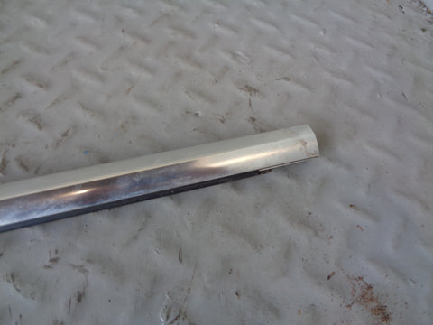 Range Rover Evoque Window Seal Weather Strip Off Side Front Door Silver L538