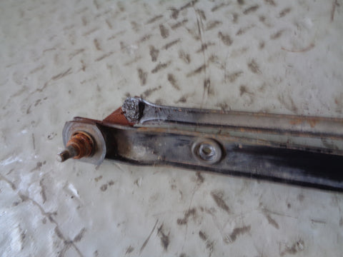 Discovery 2 Front Wiper Motor and Linkage DKD100620 Land Rover L25065