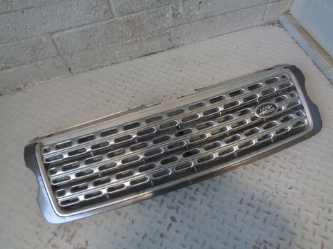 Range Rover L405 Grille Front in Silver Pre-Facelift 2013 to 2015