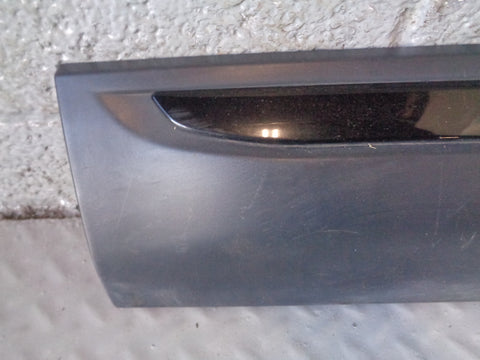 Range Rover Evoque Door Moulding Trim Near Side Front L538 2016 to 2018