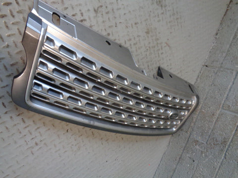 Range Rover L405 Grille Front in Silver Pre-Facelift 2013 to 2015