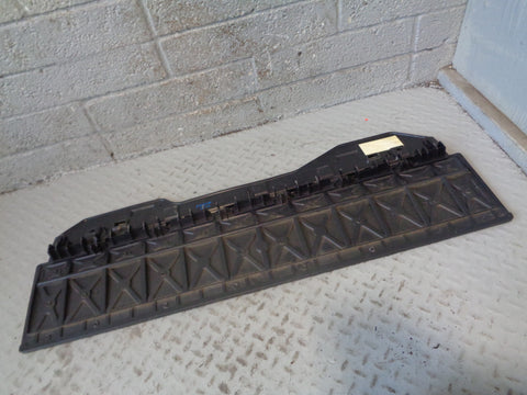 Range Rover L405 Tailgate Cover Threshold Lower Trim in Black 2013 to 2017